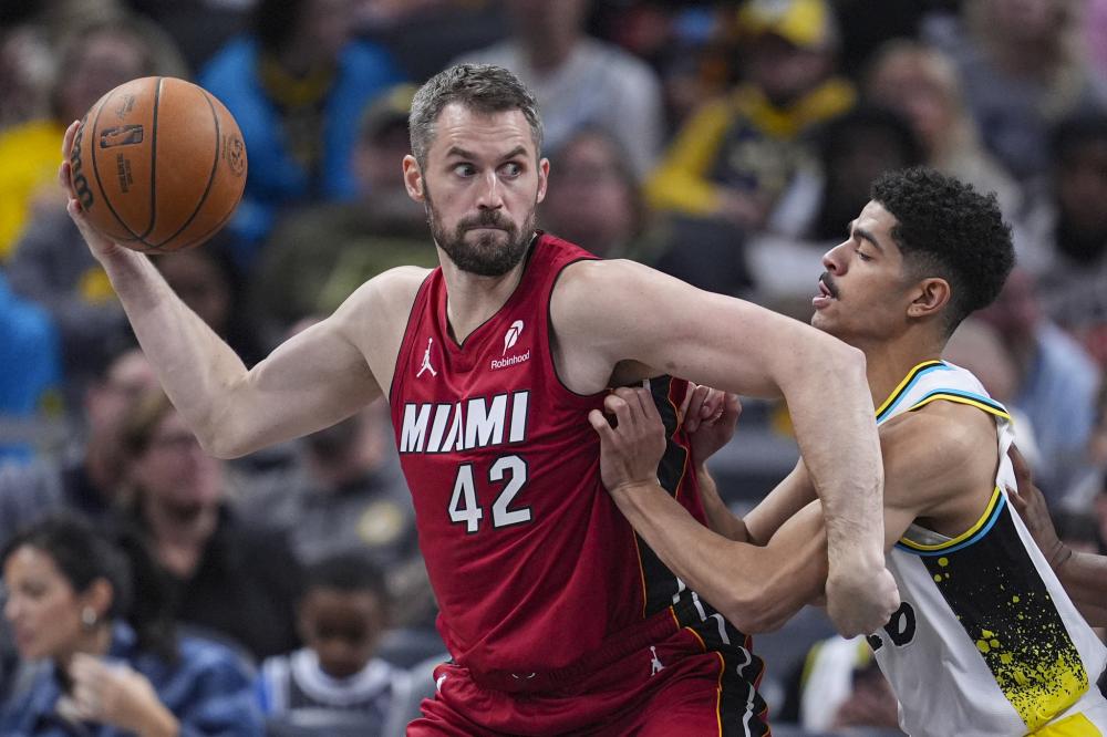 续在场上施 续在场上施