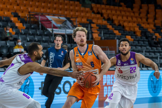 选手提供了 选手提供了