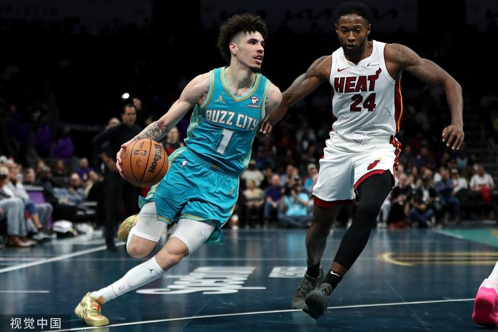 届赛事中的 届赛事中的